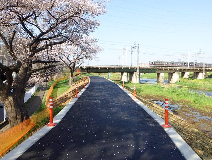 「地図に残る仕事」を